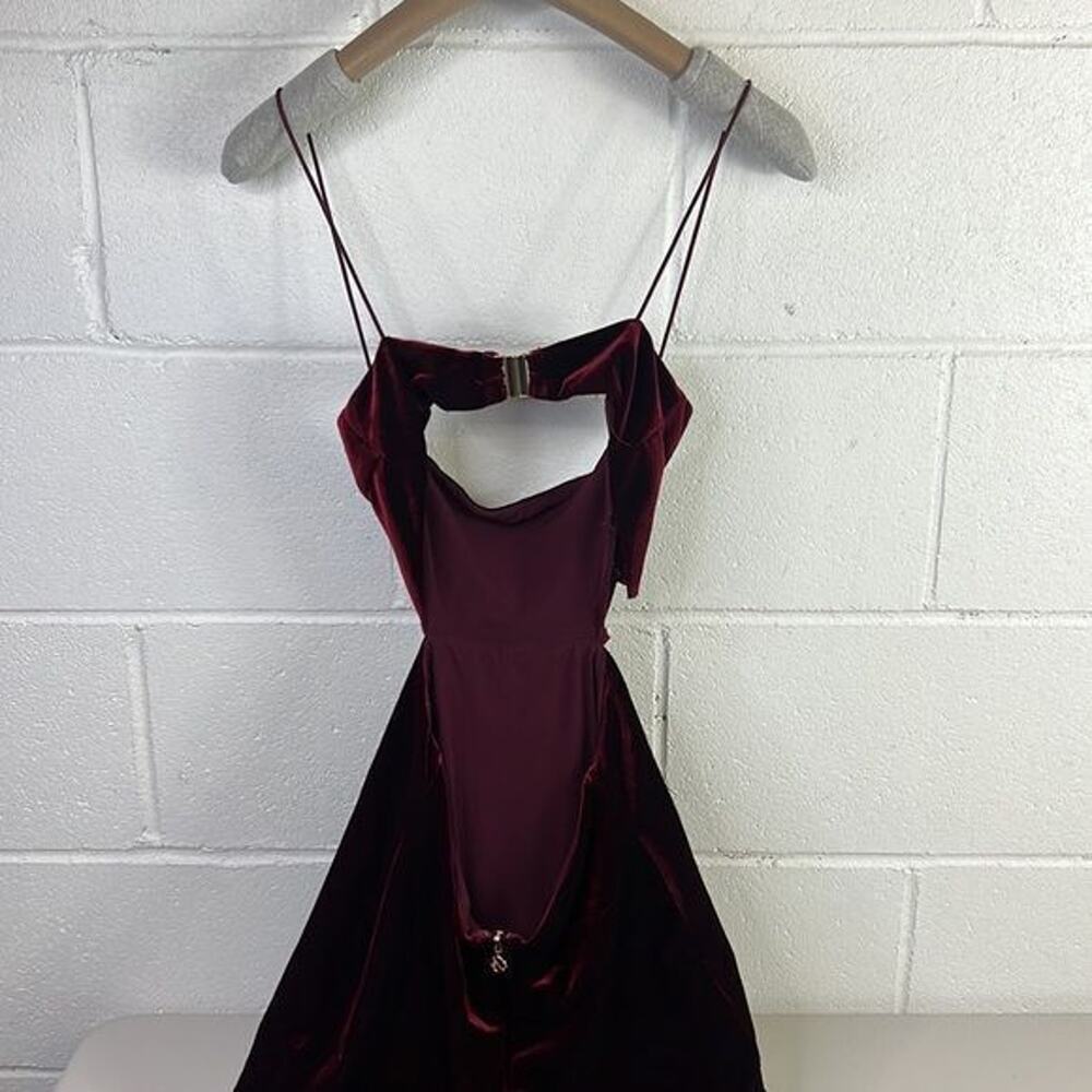 RTR NookieDejavu Velvet Midi Dress Sz Small Cutout Burgundy midi sexy fitted - Picture 10 of 10